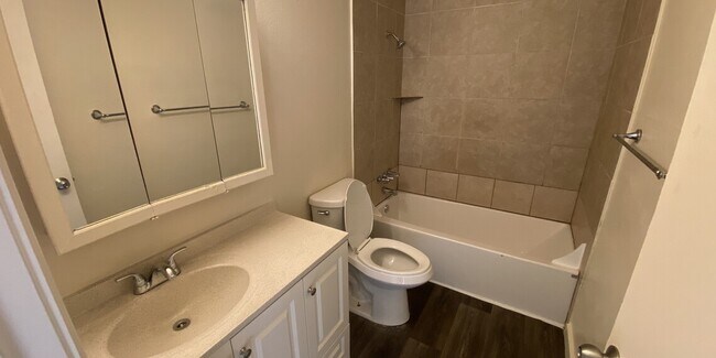 1789 Lake Park Dr in West Valley City, UT - Building Photo - Building Photo