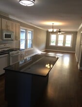 5639 Austin N Ave, Unit 2a in Chicago, IL - Building Photo - Building Photo