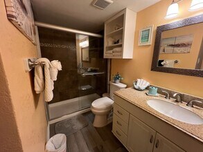 10811 Termini San Luis Pass Rd, Unit Sea Villa in Galveston, TX - Building Photo - Building Photo