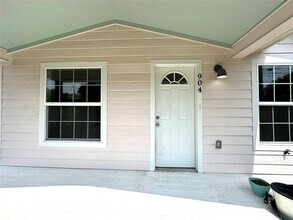 904 Valdez St in Austin, TX - Building Photo - Building Photo