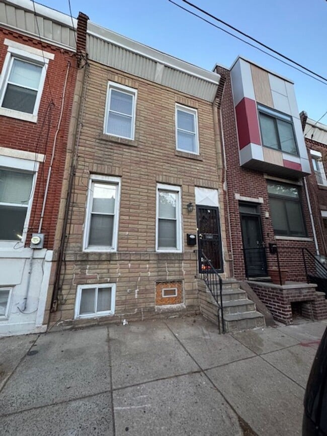 property at 1260 S 28th St