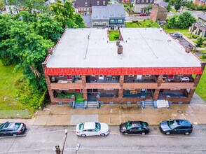 2118 Bedford Ave, Unit 2 in Pittsburgh, PA - Building Photo - Building Photo