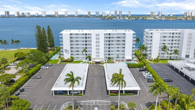 property at 501 Lake Shore Dr