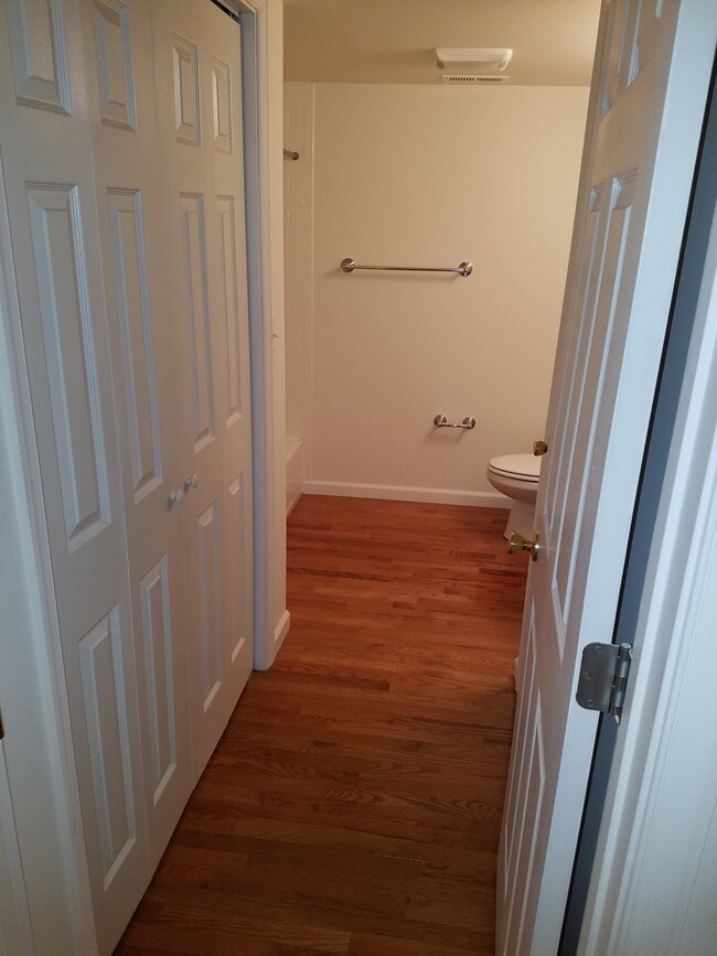 116 E Patrick St, Unit 6 in Frederick, MD - Building Photo - Building Photo