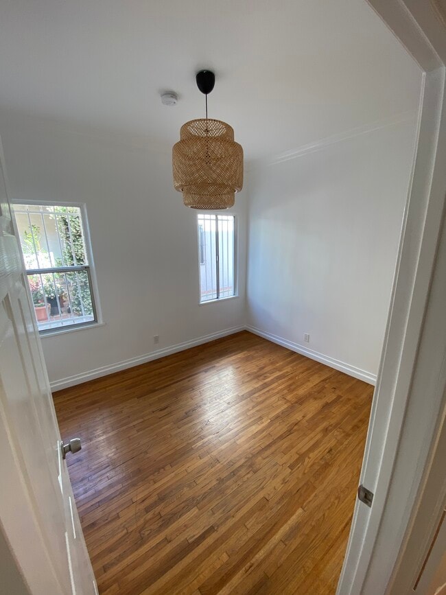 6519 Orange St, Unit 6519 in Los Angeles, CA - Building Photo - Building Photo