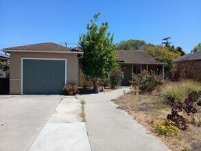 1757 King St in Santa Cruz, CA - Building Photo - Building Photo