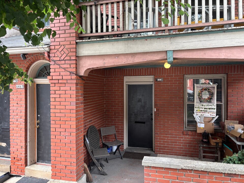 1619 Buena Vista St, Unit 1619 Buena Vista St in Pittsburgh, PA - Building Photo