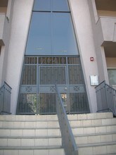 Embassy House Apartments in Sherman Oaks, CA - Building Photo - Building Photo