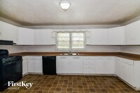 10512 E 69th St photo'