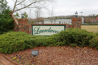 Laurelwood photo'