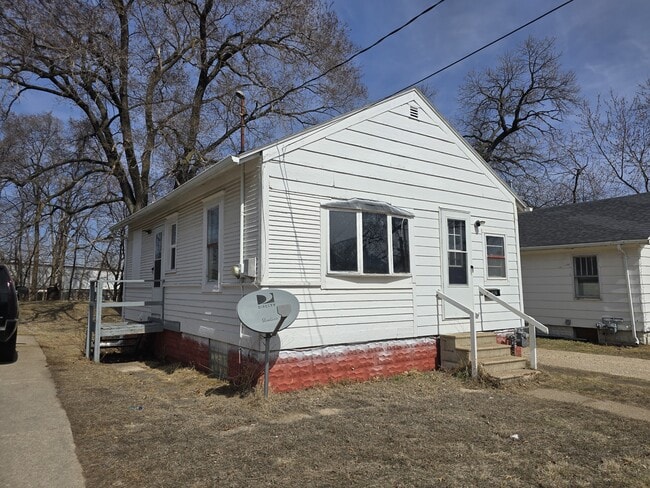 property at 516 Maynard Ave