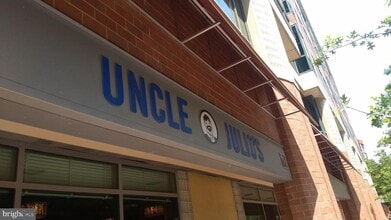 1188 N Utah St in Arlington, VA - Building Photo - Building Photo