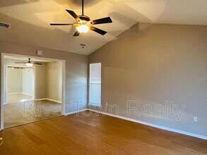 6390 Sandhurst Rd in Horn Lake, MS - Building Photo - Building Photo