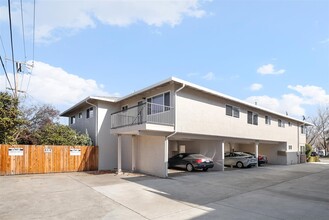 1683 Ontario Dr in Sunnyvale, CA - Building Photo - Building Photo