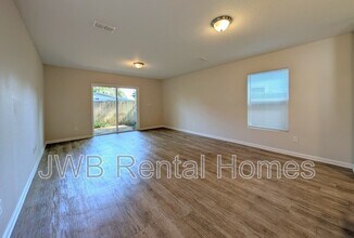 8141 Dandy Ave in Jacksonville, FL - Building Photo - Building Photo