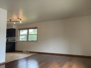 323 Santa Fe Trail in Waunakee, WI - Building Photo - Building Photo