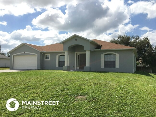 622 SW 11th Ave in Cape Coral, FL - Building Photo - Building Photo