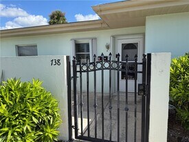 738 Joel Blvd in Lehigh Acres, FL - Building Photo