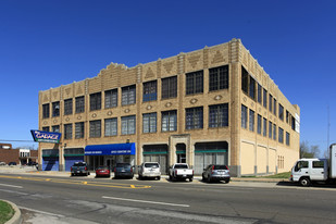 Garage Loft Apartments