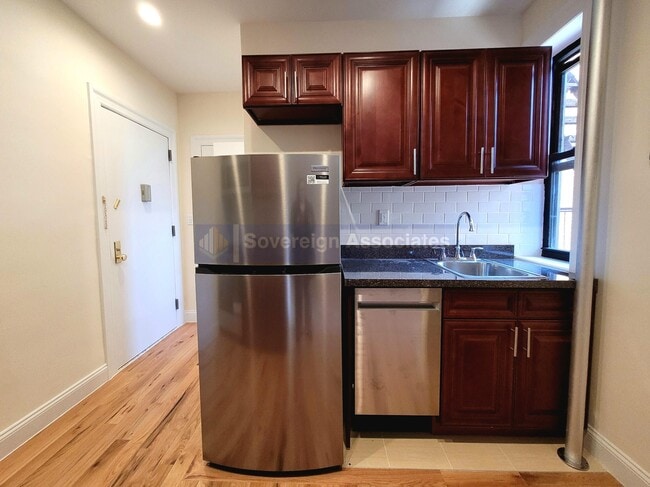 634 St Nicholas Ave, Unit 3HH in New York, NY - Foto de edificio - Building Photo