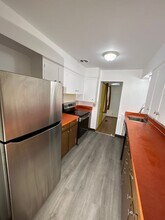 3850-3850 SW Marigold St in Portland, OR - Building Photo - Building Photo