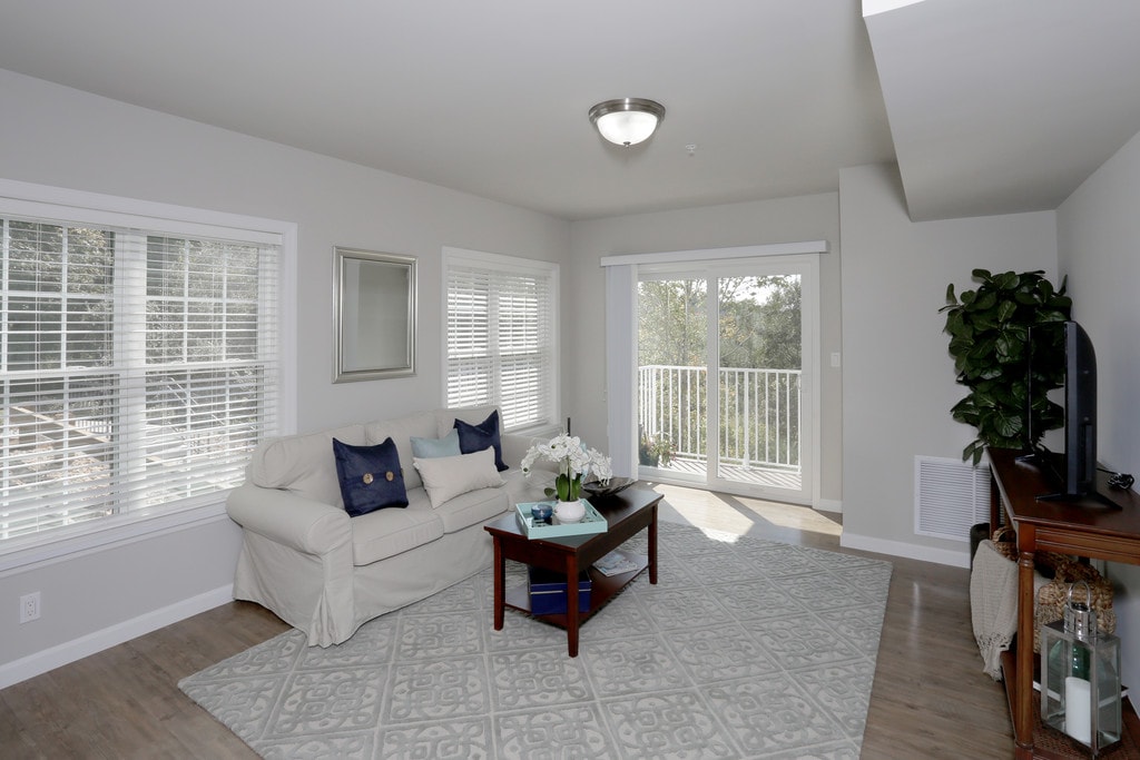 The Residences at Lincoln Park Apartments Dartmouth, MA Apartments For Rent