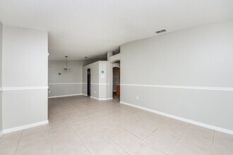 473 Martigues Dr in Kissimmee, FL - Building Photo - Building Photo