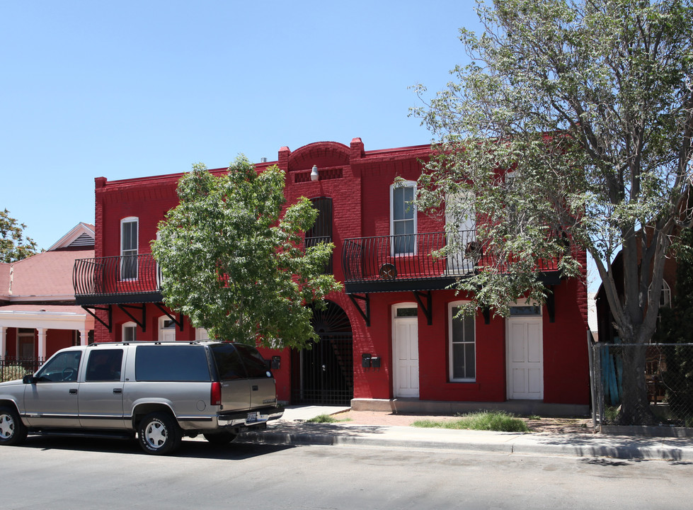 1105 E San Antonio Ave in El Paso, TX - Building Photo