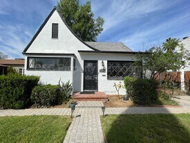 4621 Sunnyside Dr in Riverside, CA - Building Photo