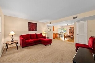 401 NW 39th Rd, Unit C in Gainesville, FL - Building Photo