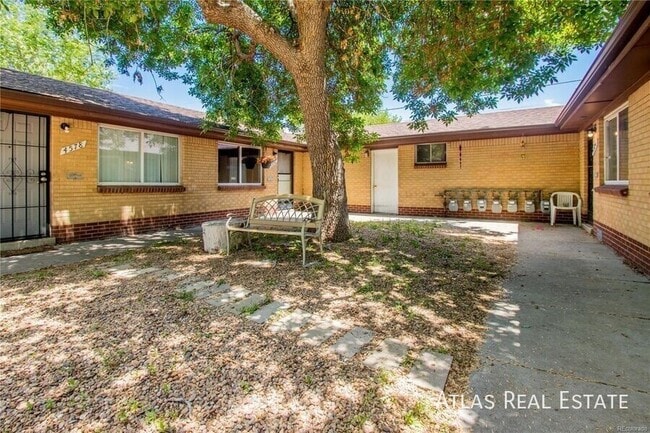 property at 4574 Everett Ct