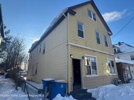 173 Smith Ave in Kingston, NY - Building Photo