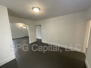 1939 Briggs St in Harrisburg, PA - Building Photo - Building Photo