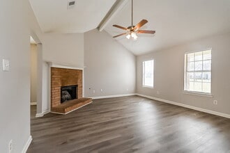 6650 Black Oak Dr in Walls, MS - Building Photo - Building Photo