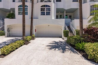 117 Ocean Key Way in Jupiter, FL - Building Photo - Building Photo