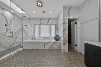 420 SE 17th Ave in Fort Lauderdale, FL - Building Photo - Building Photo