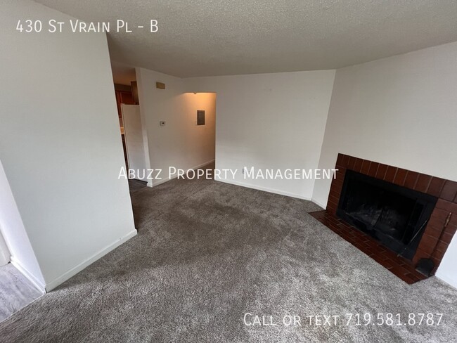 430 St Vrain Pl in Colorado Springs, CO - Building Photo - Building Photo