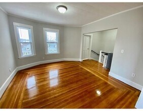 1 Harvard St-Unit -2 in Arlington, MA - Building Photo - Building Photo