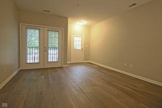 6585 Reserve Dr in Indianapolis, IN - Building Photo - Building Photo