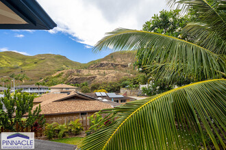 1308 Kuuna St in Kailua, HI - Building Photo - Building Photo