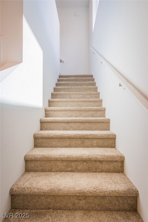 property at 3827 Cliff Meadow Ct