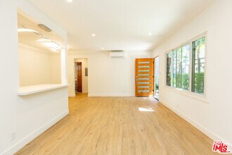 1328 19th St in Santa Monica, CA - Building Photo - Building Photo