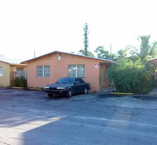 612 NE 4th Ave in Fort Lauderdale, FL - Building Photo