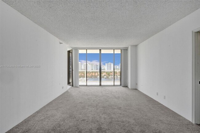 3640 Yacht Club Dr, Unit 1508 in Aventura, FL - Foto de edificio - Building Photo