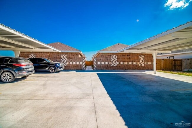 property at 14 W Sunset Valley St