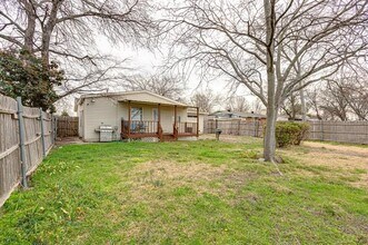 9621 Rustown Dr in Dallas, TX - Building Photo - Building Photo