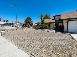 6649 Wayburn Way in Las Vegas, NV - Building Photo - Building Photo
