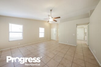 3814 W Marconi Ave in Phoenix, AZ - Building Photo - Building Photo