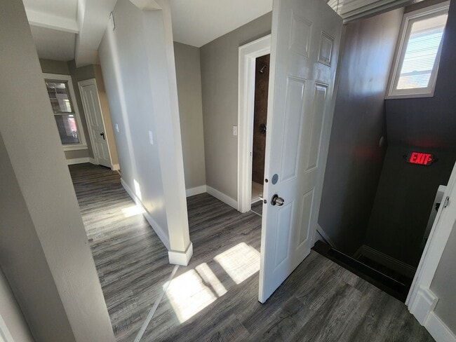 1449 Locust St in Dubuque, IA - Building Photo - Building Photo