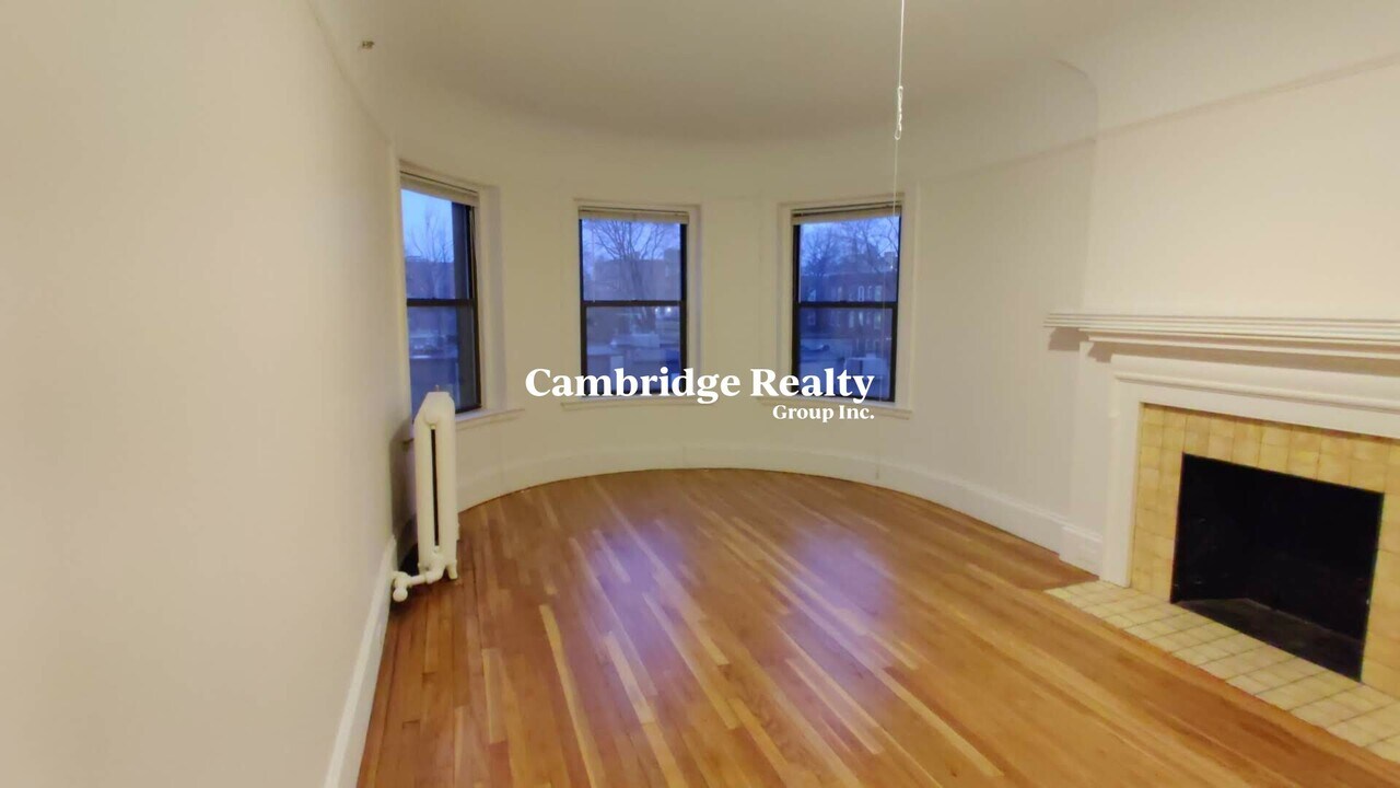 641 Green St in Cambridge, MA - Building Photo